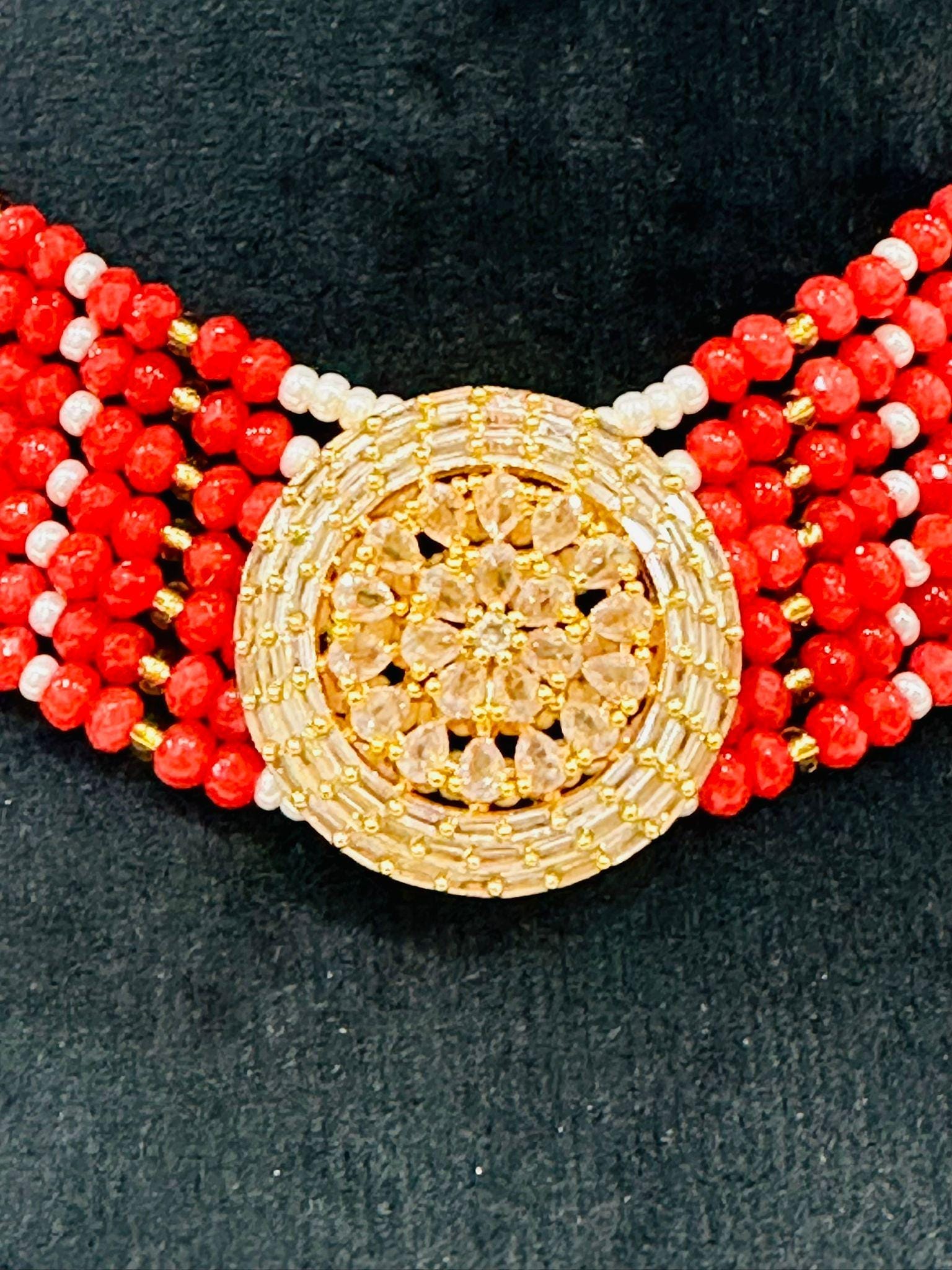 Red & White Beaded Kundan Choker Necklace Set with Gold Floral Pendant - Image 2