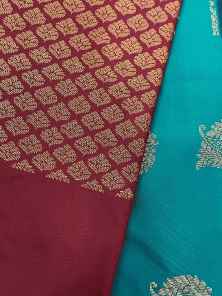 Teal Green Silk Saree with Red Zari Border, Kanchipuram Style Saree, Traditional Indian Wedding Saree, Paisley Butta, Festive Party Wear