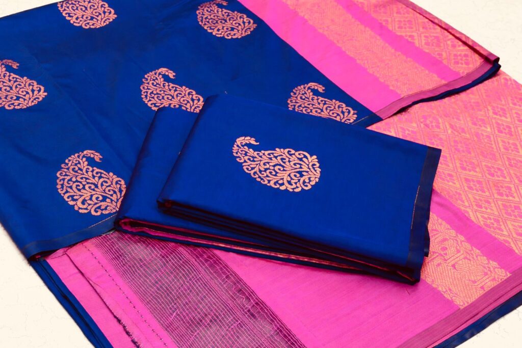 Plum Purple Soft Silk Saree with Pink Contrast Border, Copper Zari Paisley Butta Saree, Kanchipuram Style Silk Saree, Wedding Party Wear