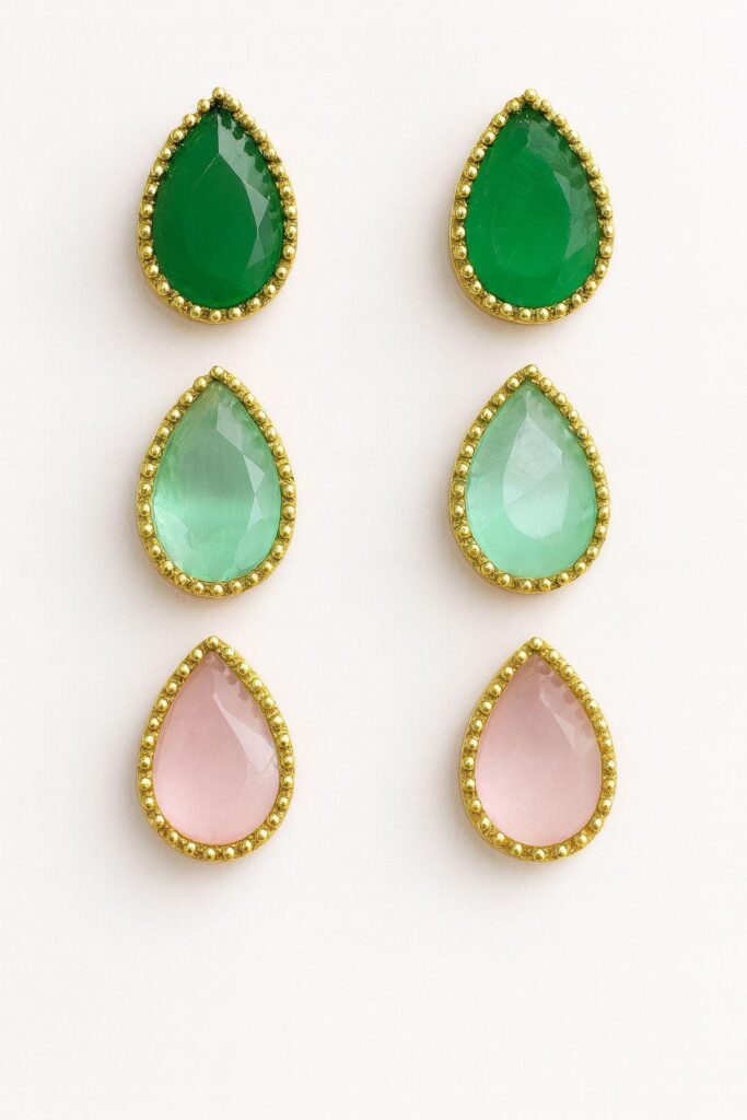 Necklace sets with interchangeable stone