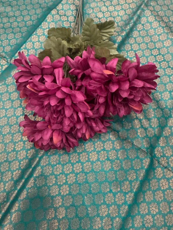 Soft Silk Saree with Zari and Blouse - Image 3