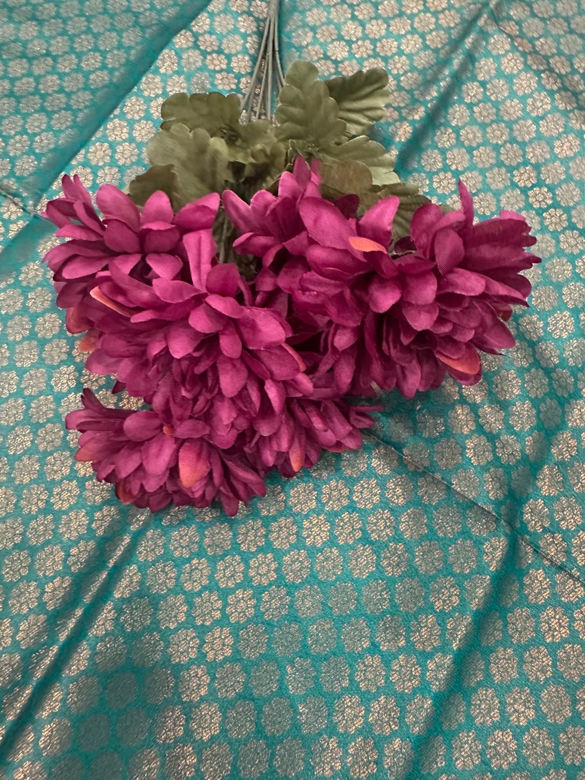 Soft Silk Saree with Zari and Blouse - Image 3