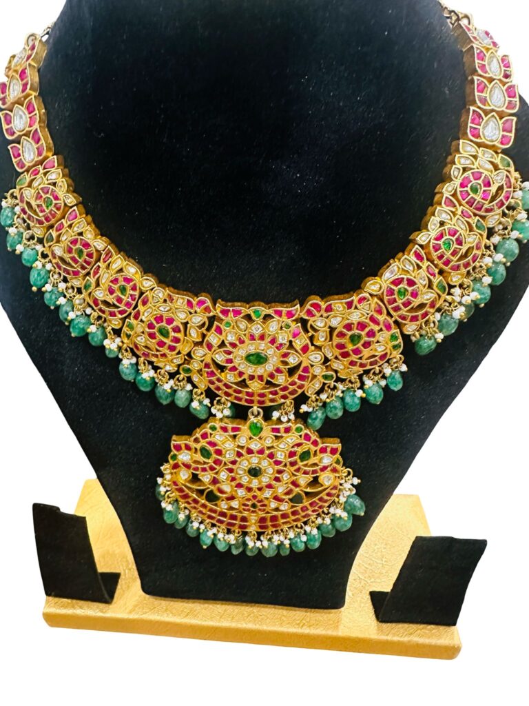 Style that Speaks, Confidence that Shines 16 Mid-Length Jadau Necklace Set with Kundan Stones, Green Beads and Pendant, Traditional Indian Bridal Jewelry, Gold Tone Statement Necklace