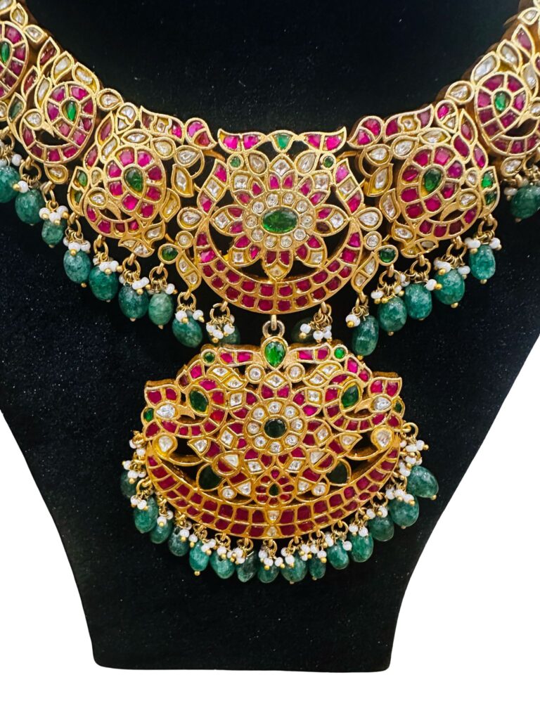 Mid-Length Jadau Necklace Set with Kundan Stones, Green Beads and Pendant, Traditional Indian Bridal Jewelry, Gold Tone Statement Necklace