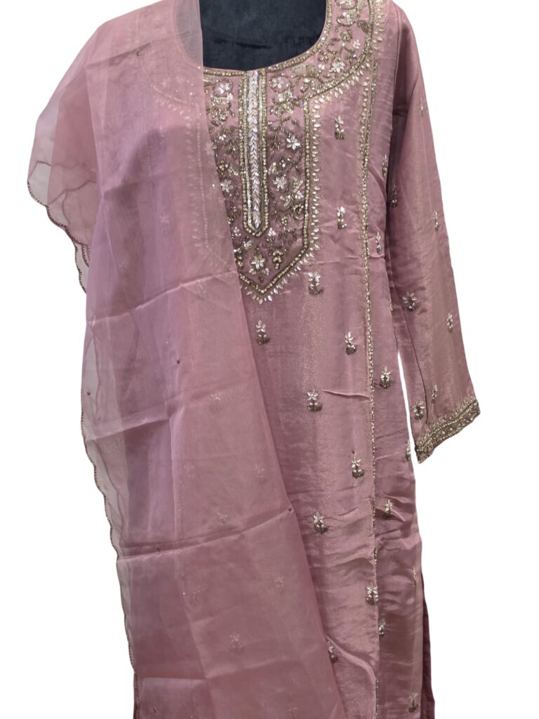 Womens 3 Piece Embroidered Salwar Kameez Suit with Dupatta Sizes M to XXL