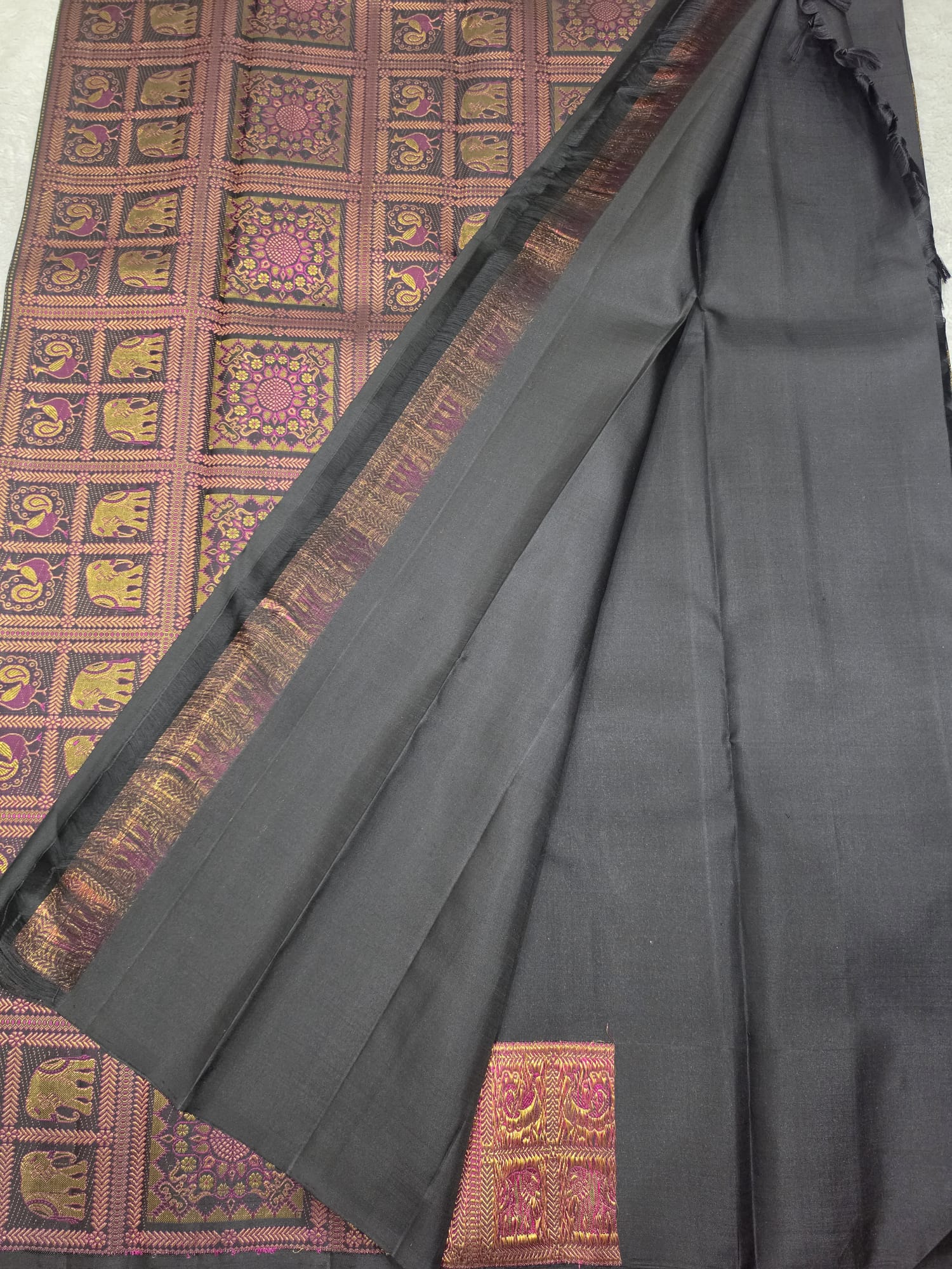 Pure Black Handloom Kanchipuram Silk Saree Gold Zari Wedding Indian Sari - Image 4