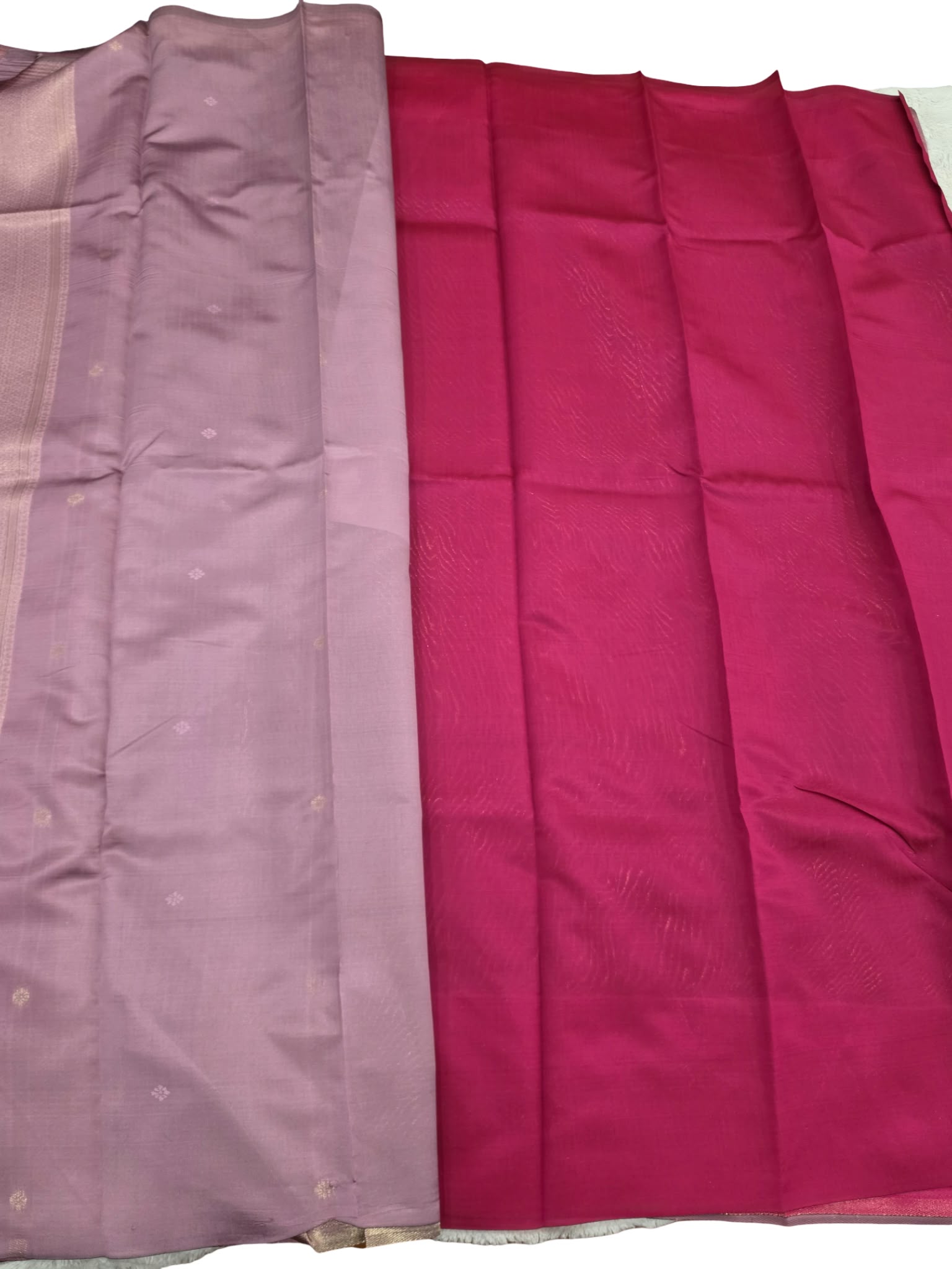 Women's Soft Silk Saree with Zari Floral Design & Rich Pallu Indian Ethnic Wear - Image 4