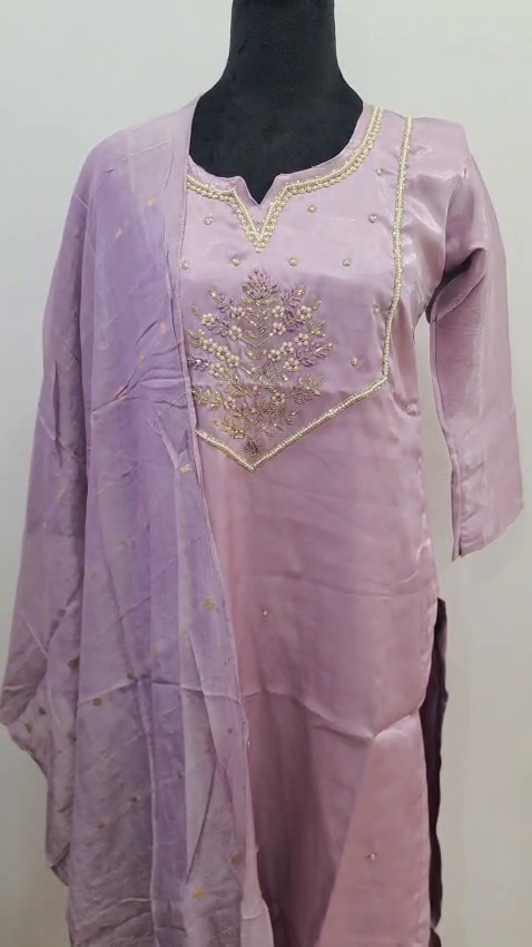 Women's Lavender 3 Piece Salwar Suit Embroidered Kurta Pant Dupatta - Image 5