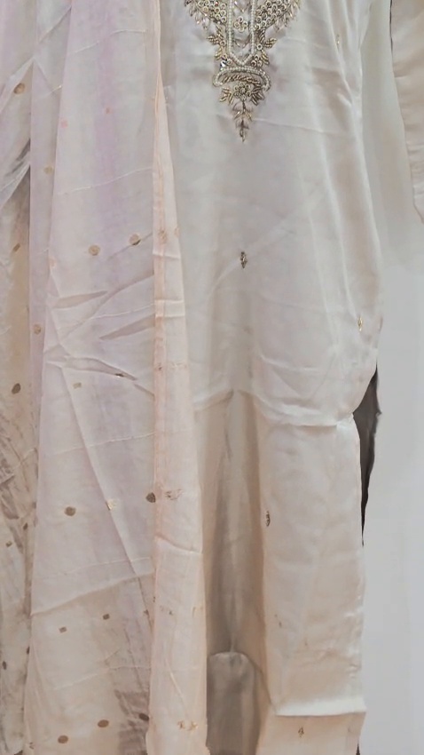 Ivory White 3 Piece Salwar Suit Women Gold Embroidery Indian Ethnic Dress - Image 10