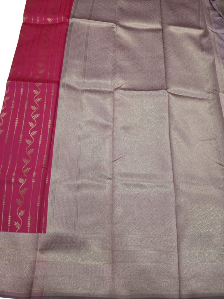 Women's Soft Silk Saree with Zari Floral Design & Rich Pallu Indian Ethnic Wear