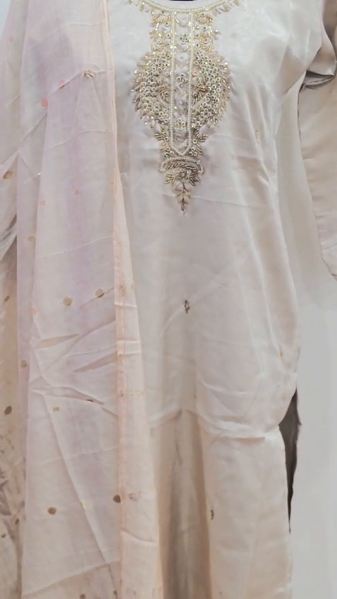 Ivory White 3 Piece Salwar Suit Women Gold Embroidery Indian Ethnic Dress - Image 4