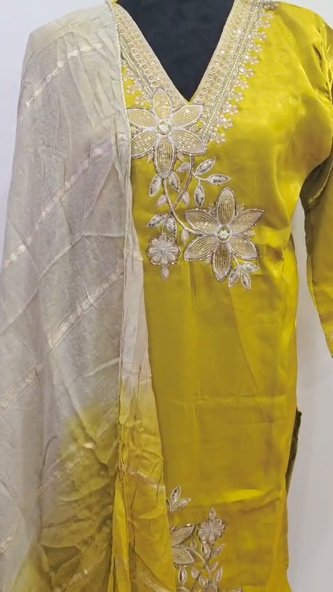 Women 3 Piece Salwar Suit Indian Ethnic Kurta Pant Dupatta Set - Image 2