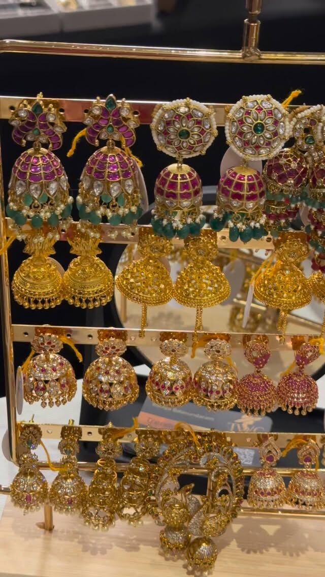 We’re bringing a huge collection of jewellery and salwars this time! ✨Come explore our latest styles at the Suyamvarapattu event powered by Janaki Weaves, happening at Grand Cinnamon, Scarborough #jewellery #Scarborough #jankiweaves #gravelly
